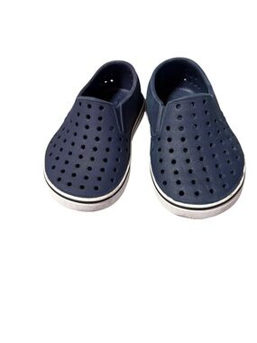 Native Shoes Miles Navy Blue Slip On Water Sneakers Size C6 EUC